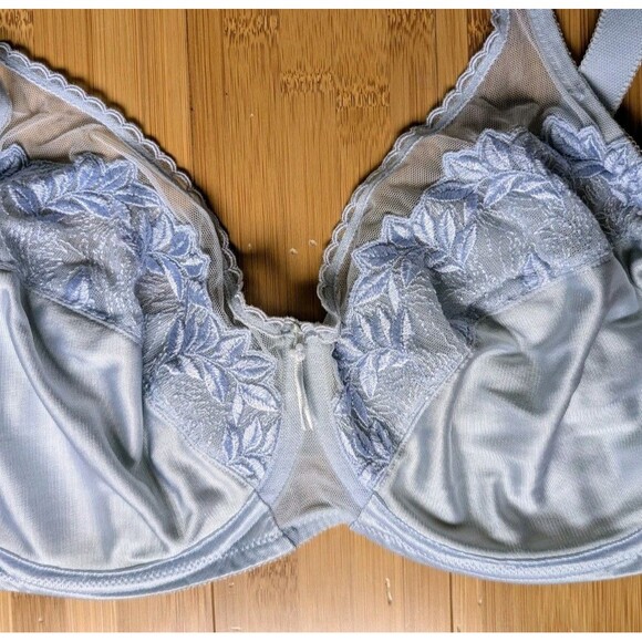 Vtg Cabernet 40D Satin Embroidered Underwire Bra Light Blue Floral Lace 3-Hook - Picture 2 of 10